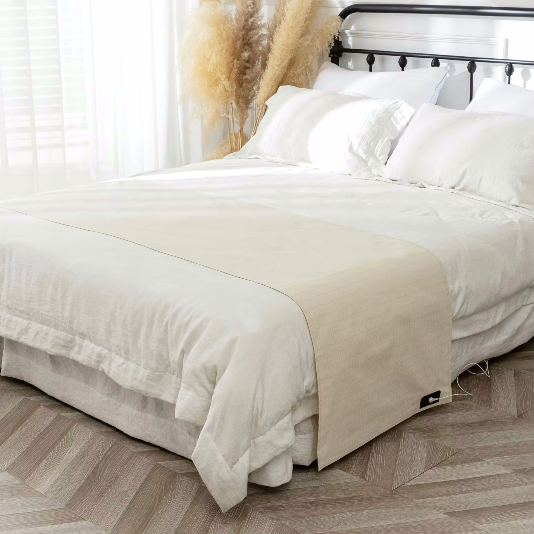 EarthSync™ Grounding Bedsheet  Inglows